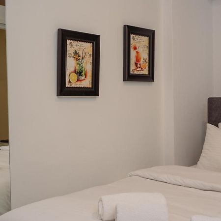 Dema's Luxury Suites  Athènes Extérieur photo