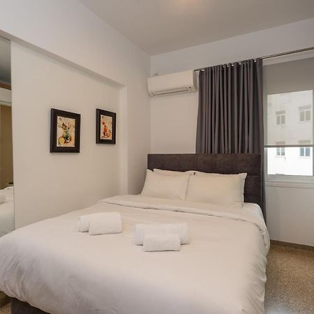 Dema's Luxury Suites  Athènes Extérieur photo