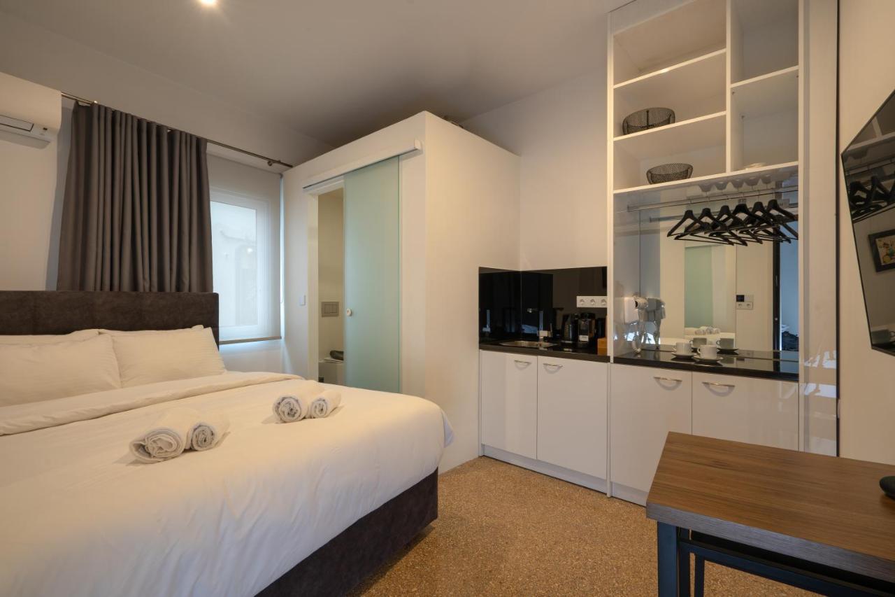 Dema's Luxury Suites  Athènes Extérieur photo